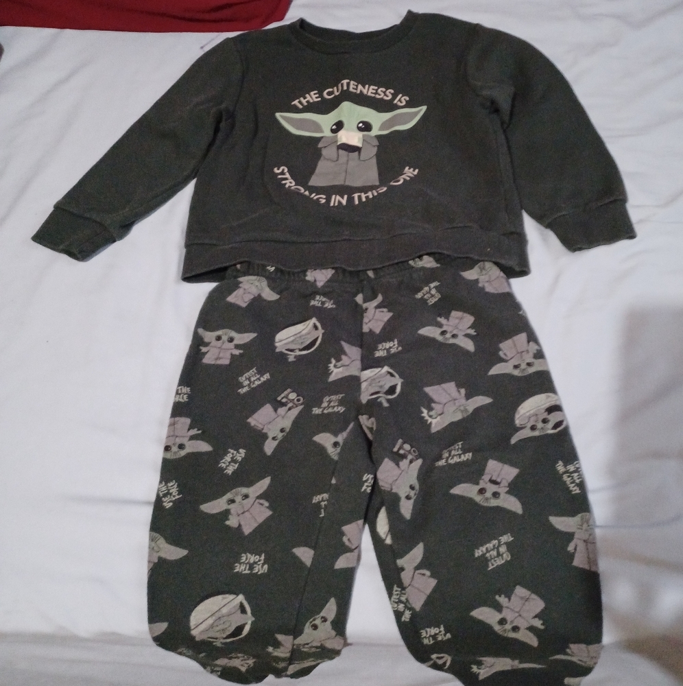 Star Wars boys Baby Yoda Grogu outfit 5T